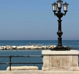 Tornare, lasciare, abbracciare